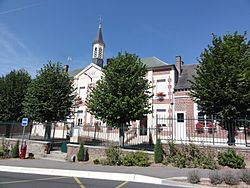 Thenelles (Aisne) mairie.JPG
