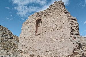 Archivo:Ventana bilobulada de la Magdalena en El Castellar