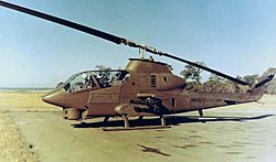 Archivo:AH-1 Cobra helicopter