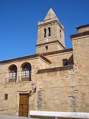 Archivo:Alberite - Iglesia de San Martin 02