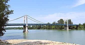 Auvillar - Pont suspendu -1