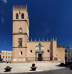Archivo:Badajoz, Catedral 122-2