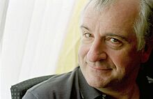 Douglas adams portrait.jpg