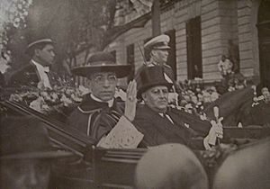 Archivo:Eugenio Pacelli junto a Agustin P. Justo (cropped)