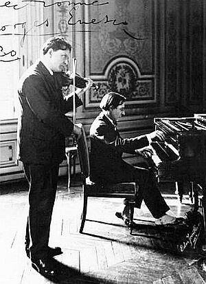 Archivo:Georges Enesco & Alfred Cortot 1930