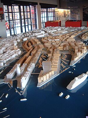 Archivo:Hamburg.HafenCity-modell.wmt