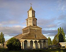 Archivo:Iglesia de Nercón