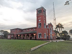 Archivo:Iglesia de San José (Ybycui).