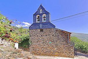 Archivo:Iglesia de San Pelayo en Santalavilla