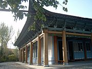 Archivo:Karakol-Dungan-Mosque-Exterior-1