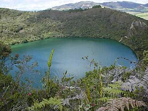 LagunaDeGuatavita.jpg