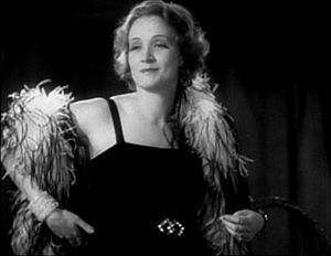 Archivo:Marlene Dietrich in Morocco trailer