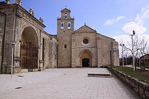 Archivo:Monasterio de San Juan de Ortega (Burgos)