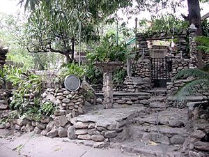 Archivo:Museo de las Piedras