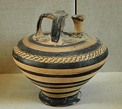 Archivo:Mycenaean stirrup vase Louvre AO19201