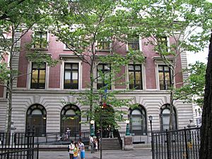 Archivo:NYPL Seward Park Branch, Manhattan