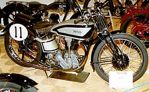 Archivo:Norton International M30 500 cc OHC Racer 1937