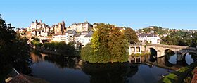 PanoramaUzerche.jpg