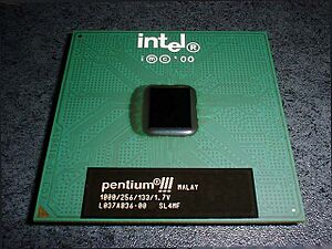 Archivo:Pentium3processor
