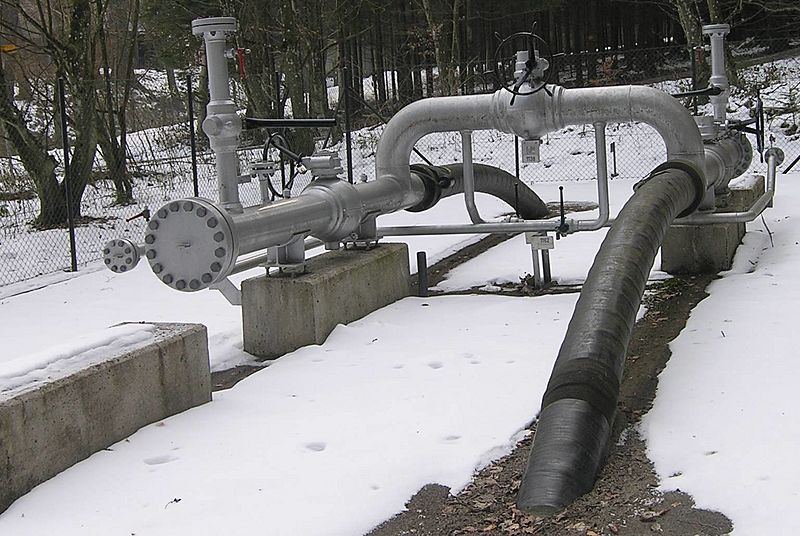 Pipeline device