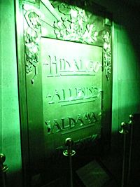 Archivo:Puerta del nicho de Hidalgo Allende Aldama y Jimenez DF MEX
