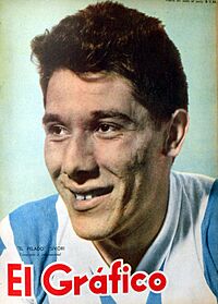 Sívori (Selección Argentina) - El Gráfico 1905.jpg