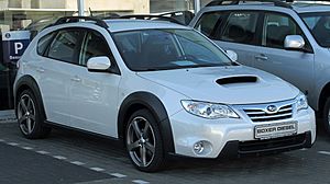 Archivo:Subaru Impreza XV 2.0D AWD front-1 20101010
