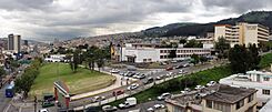 Universidad Central del Ecuador - Entrada norte (8471769970).jpg