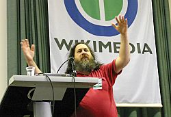 Archivo:Wikimania stallman keynote2