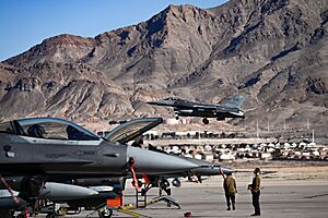 Archivo:230318-F-ZB805-0011 - Shaw AFB stays postured at Red Flag-Nellis 23-2