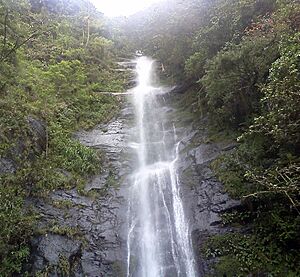 Archivo:3ra-cascada-la-jalancha(2)