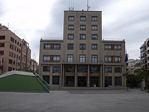 Archivo:Ajuntament de Vila-real alpha