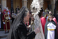 Archivo:Alcaldesa DomingoResu Soria