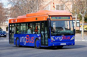 Archivo:Bus urbano Vilanova