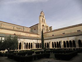 ClaustroyTorre.JPG