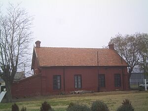 Archivo:Estacióntren-Gardey