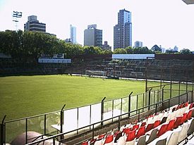 Archivo:Estadio Jorge Luis Hirschi