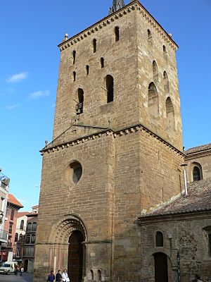 Archivo:Iglesia de Santa María de Azoague - Benavente (Zamora)