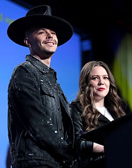 Jesse & Joy by Gage Skidmore.jpg