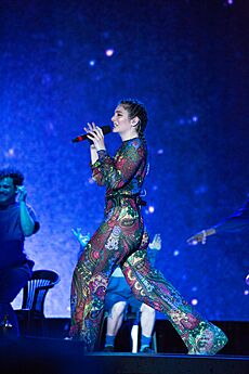Archivo:Lorde @ Bonnaroo 2017