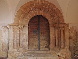Archivo:Maján - Iglesia de la Inmaculada Concepción
