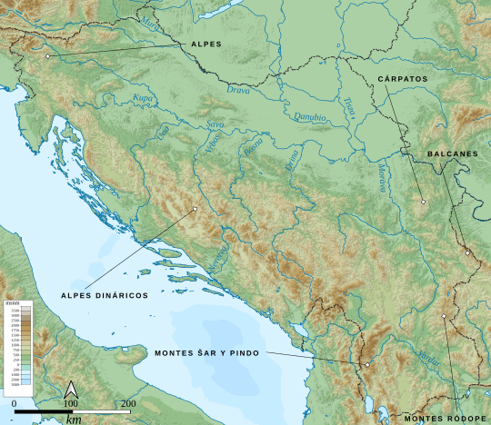 Archivo:Mapa topográfico de Yugoslavia