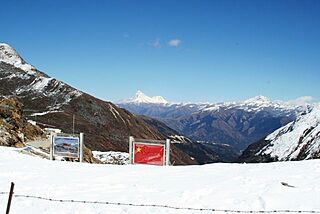 Nathu La, a mountain pass in the Himalayas on the Indo-China Border.jpg