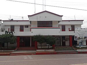 Archivo:Palacio municipal de Rayón, Chiapas (1)