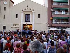 Archivo:Procesion 2009-7-15 TorrelaMata