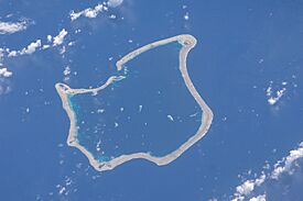 Suwarrow Atoll, Cook Islands (ISS021-E-17722).jpg