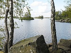 Taxås naturreservat, Möcklen - panoramio.jpg