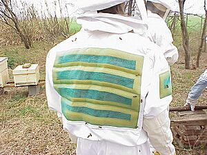 Archivo:Traje ventilado