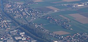 Archivo:2011-04-16-Rüdtligen-Alchenflüh (Foto Dietrich Michael Weidmann) 154