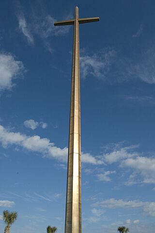 204 foot cross.jpg